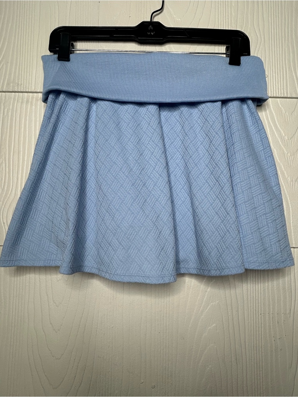 ALO Yoga Pale Blue Textured Circle Skirt